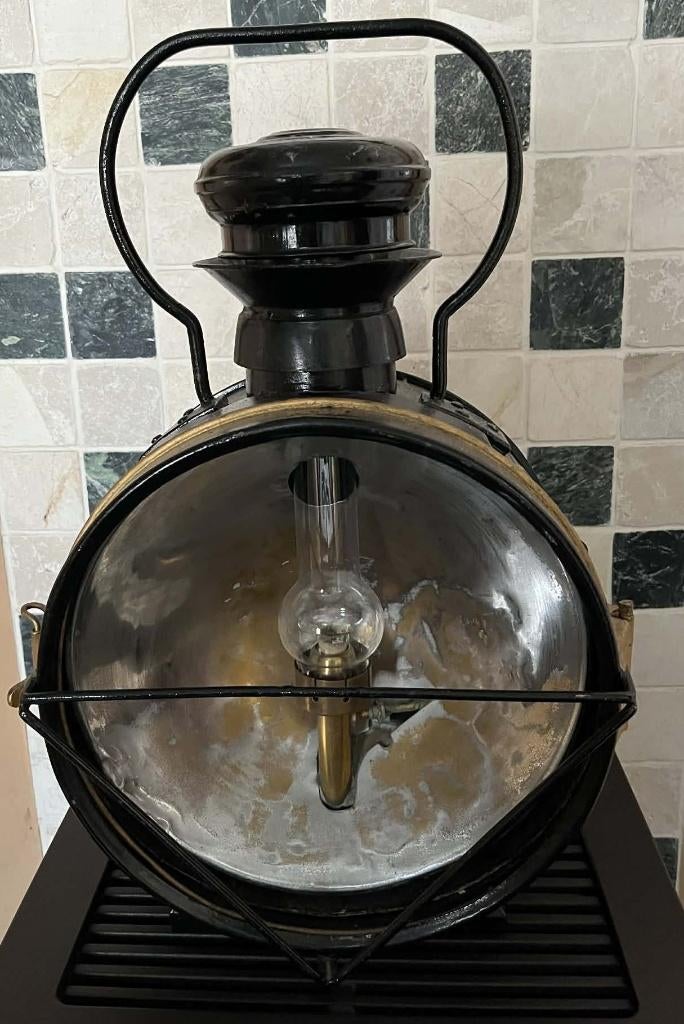 Petroleumlamp van Belgische stoomlocomotief., Antiquités & Art, Curiosités & Brocante, Enlèvement