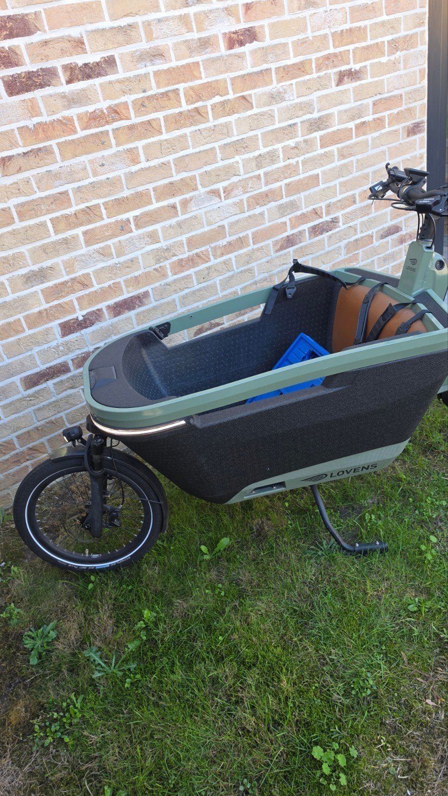 Lovens bakfiets automaat, Fietsen en Brommers, 3 kinderen, Elektrisch, Zo goed als nieuw, Schijfrem