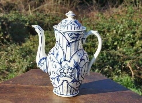 §   cafetière en barbotine de wasmuel, Antiquités & Art, Enlèvement ou Envoi