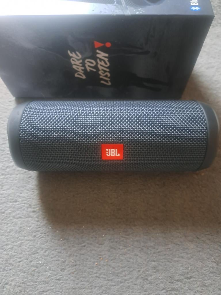 JBL Flip Essential 2, Enlèvement ou Envoi, Subwoofer, JBL