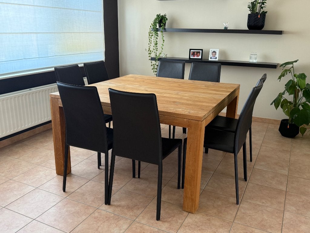Massief teak eettafel Ethnicraft 140 x 140 cm – Topstaat, Huis en Inrichting, Ophalen, Gebruikt, Vijf personen of meer, 100 tot 150 cm