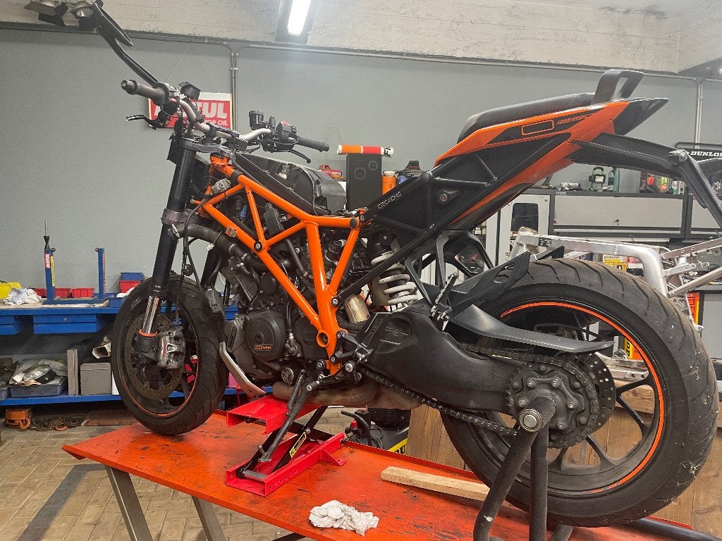 KTM 1290 superduke GT, Motoren, 2 cilinders, Motorrijbewijs A, Meer dan 35 kW, Toermotor