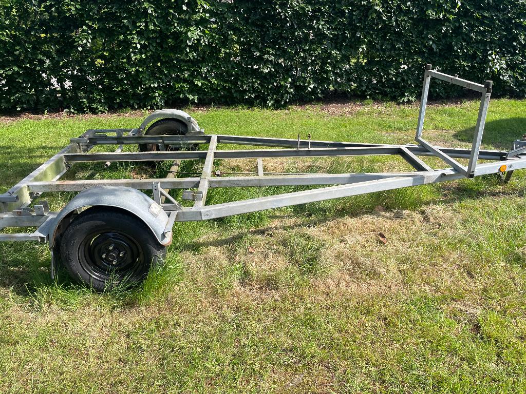 Aanhangwagen, Ophalen, Gebruikt
