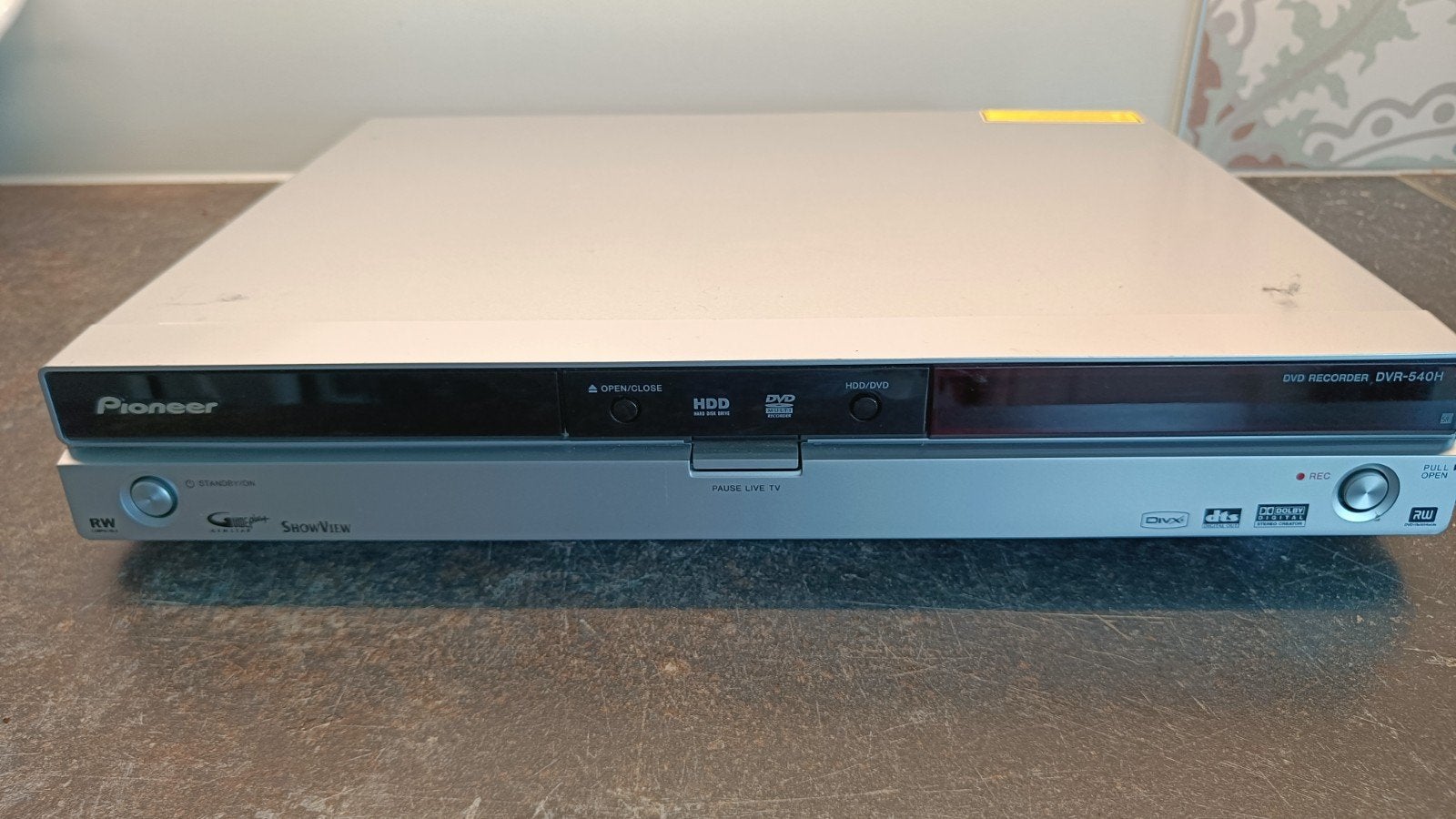 Pioneer dvd recorder
+ 39 dvd's met recorded films in box, Enlèvement, Pioneer