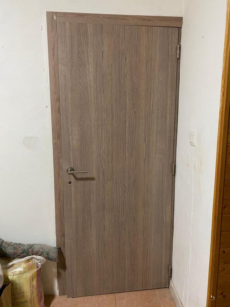 2 deuren van 83 cm, Ophalen