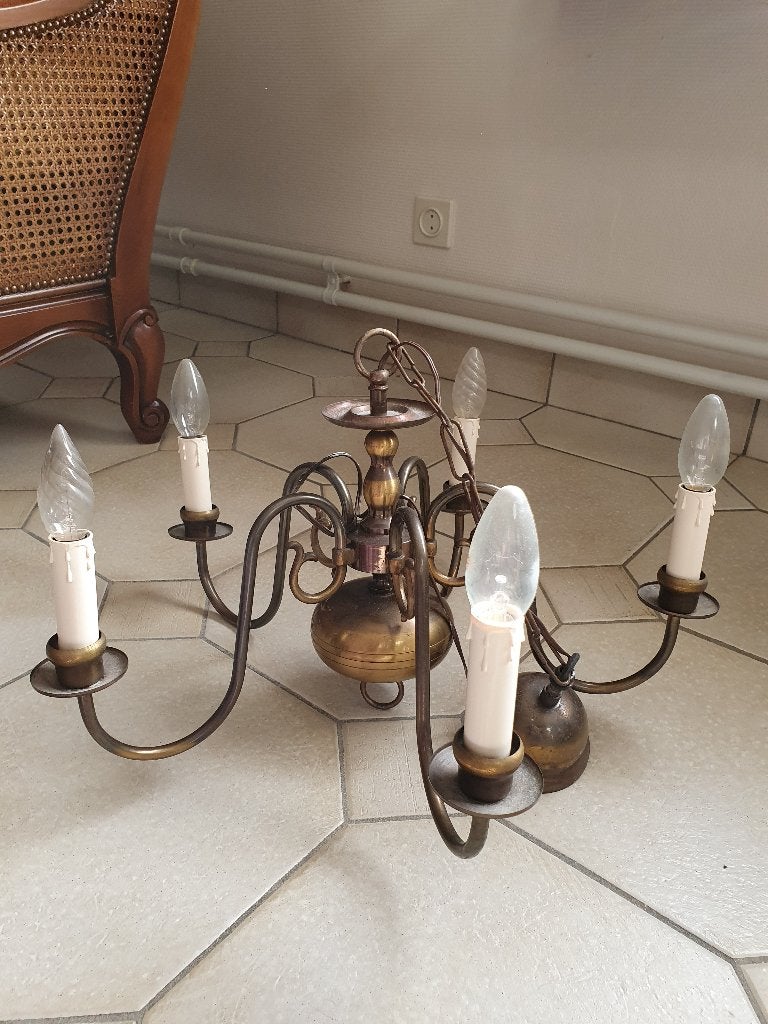 Kroonluchter, Enlèvement