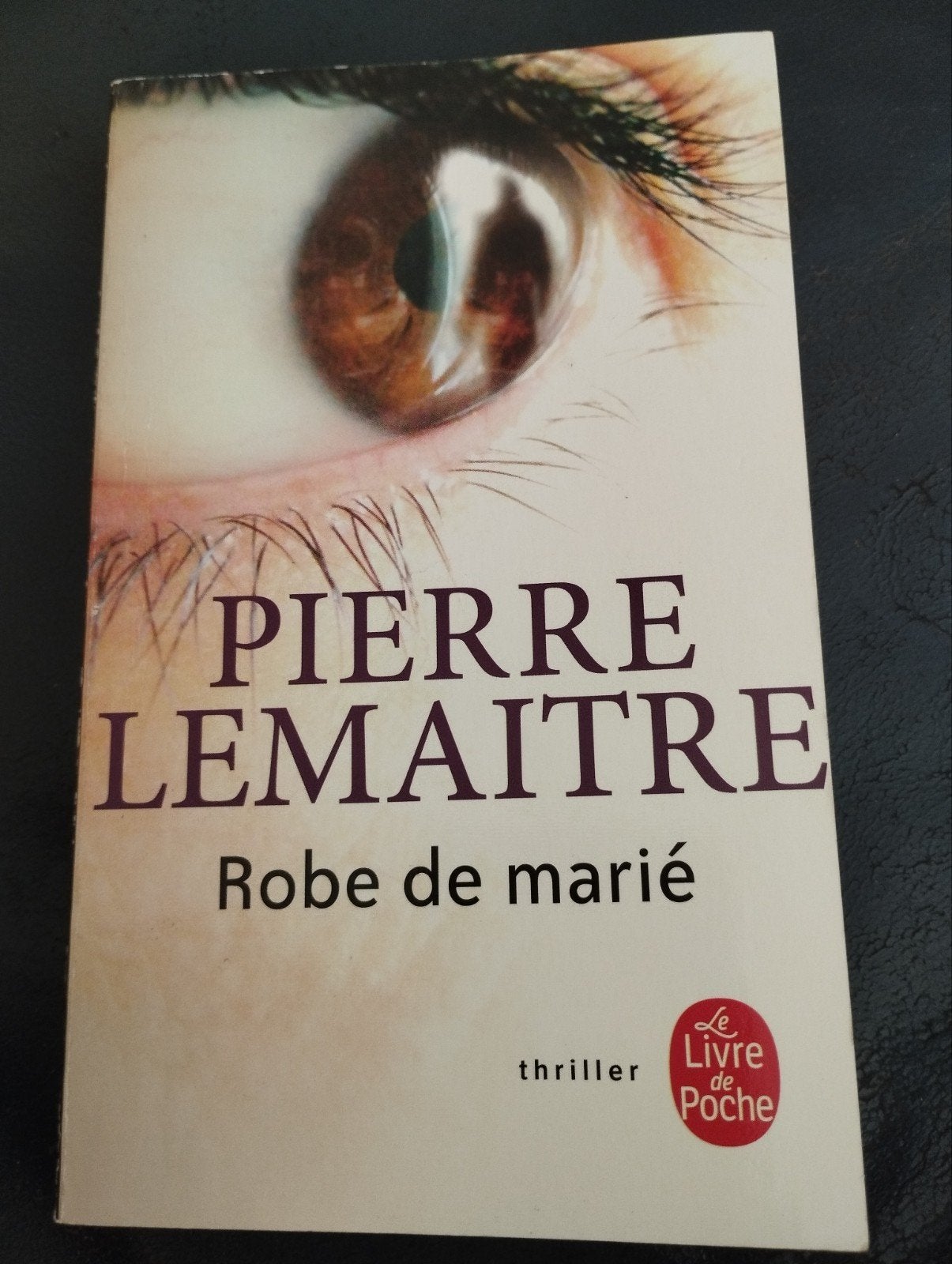 Pierre Lemaitre Robe de mariy, Enlèvement ou Envoi