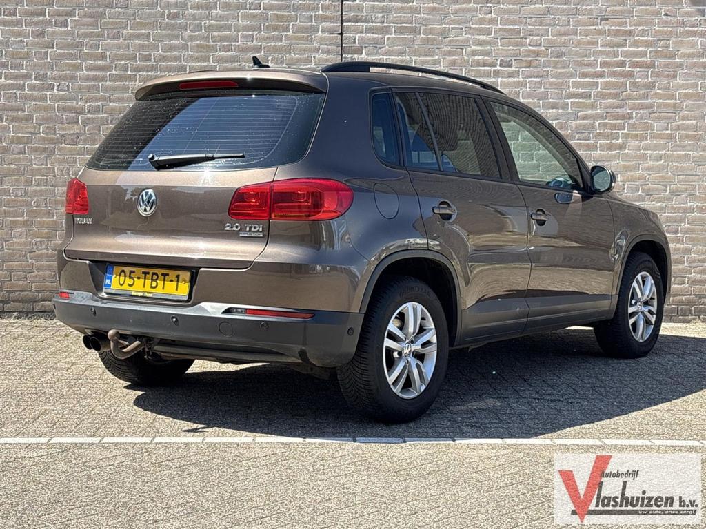 Volkswagen Tiguan 2.0 TDI Comfort&Design | Climate | Cruise, Auto's, Volkswagen, 139 g/km, Zwart, Bruin, Bedrijf