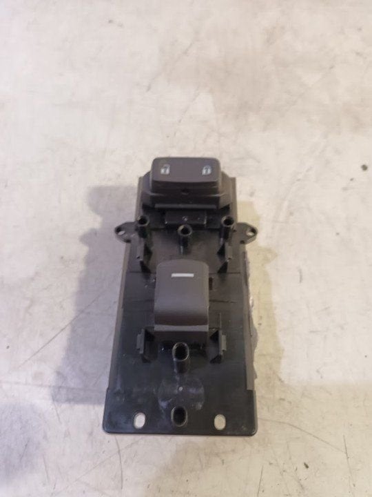 Raamschakelaar links voor Honda Civic, Onderdelen@venauto.nl, Ettenseweg 76, 4706 PB Roosendaal, The Netherlands, Enlèvement ou Envoi