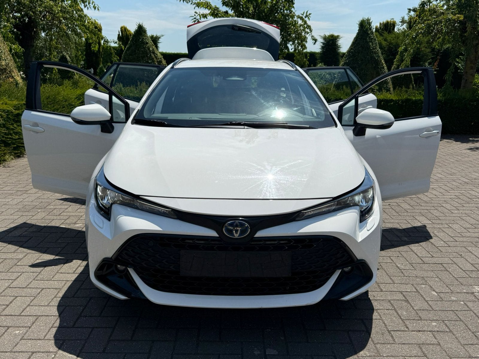 Toyota Corolla 1.8 bwj 2023 /90dkm/benzine/hybrid, Autos, Achat, 72 kW, 103 g/km, Corolla
