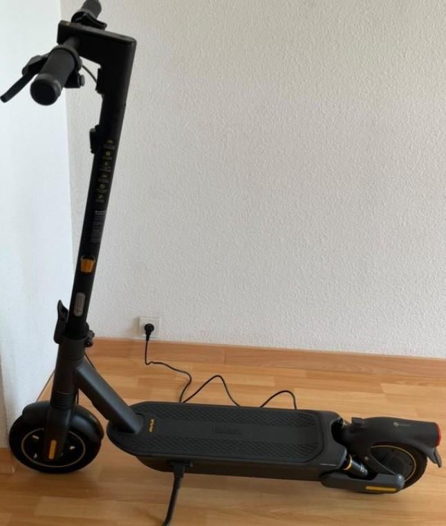 Trottinette ninebot g2 max 370euro