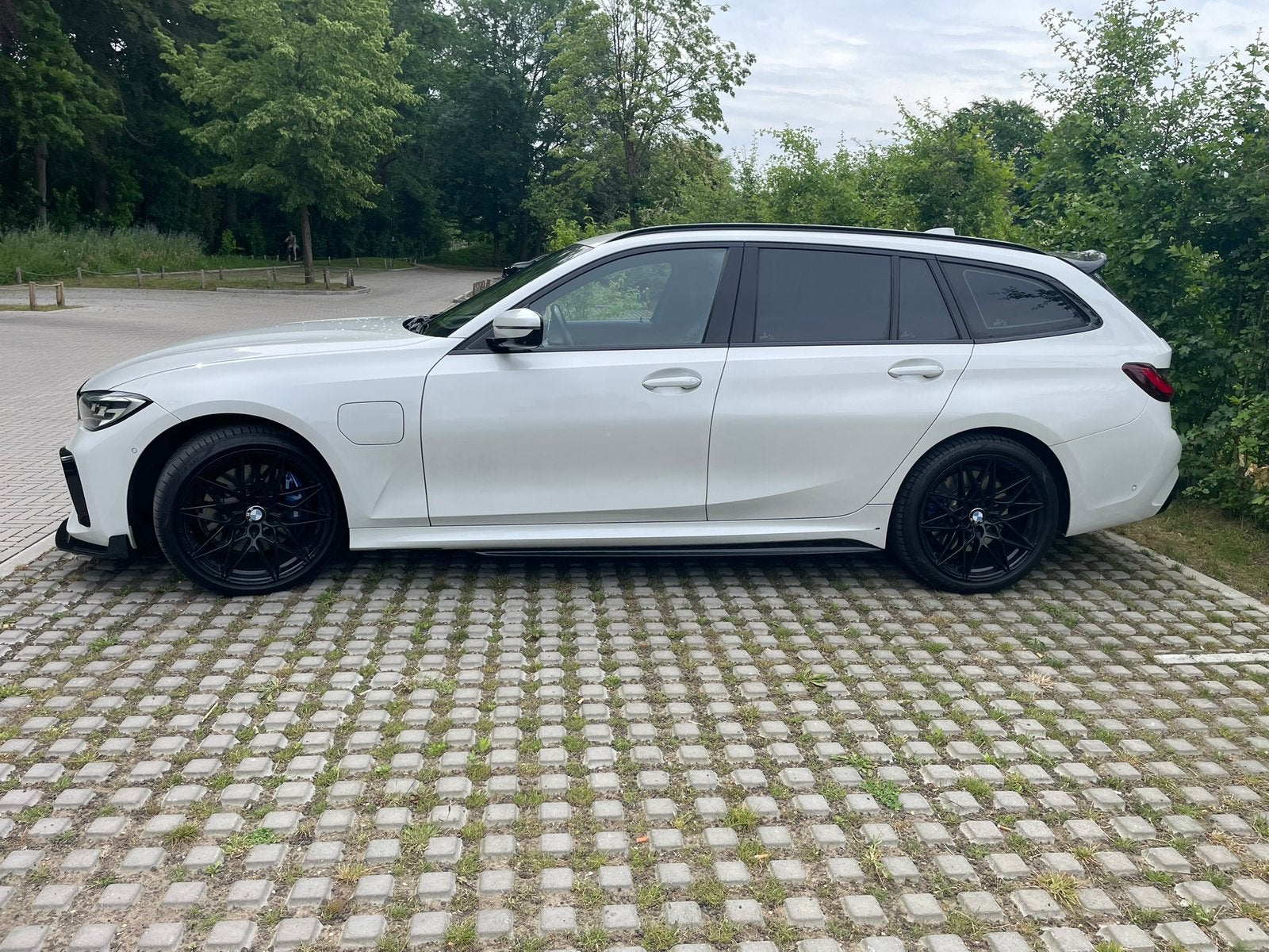 Nette en correct onderhouden BMW 330e Touring te koop, Auto's, Automaat, 1998 cc, Achterwielaandrijving, Wit