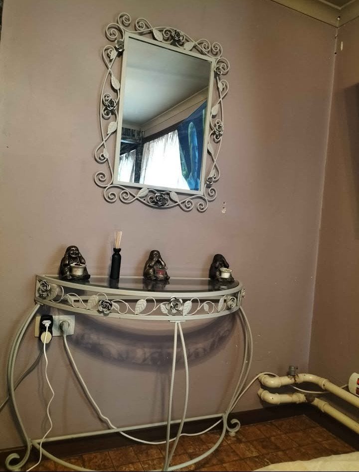 Table d'appoint élégante en métal avec miroir — vintage/clas, Enlèvement ou Envoi