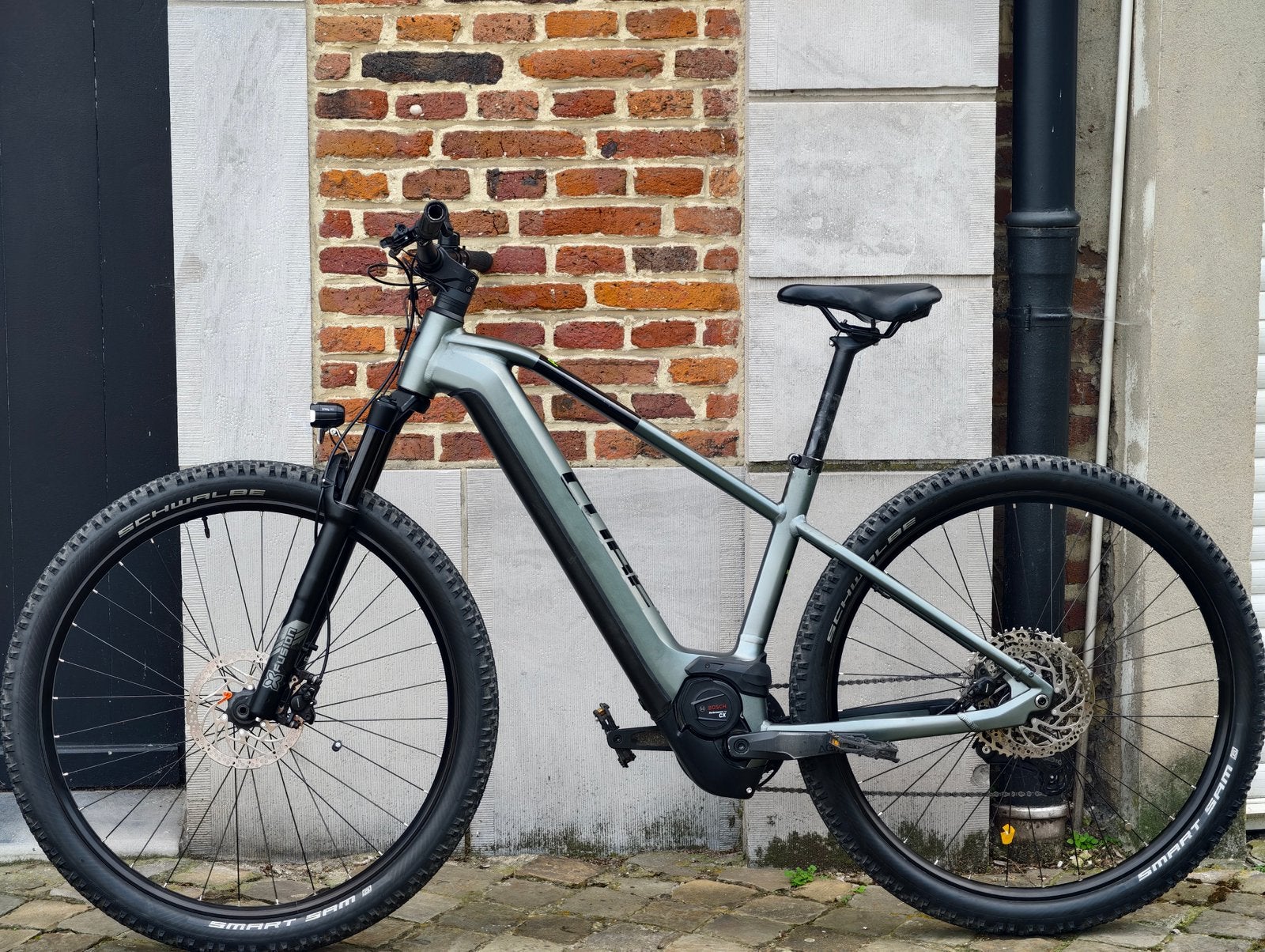 Je vends mon VTT à assistance électrique Cube, Vélos & Vélomoteurs, Enlèvement, Comme neuf, Cube