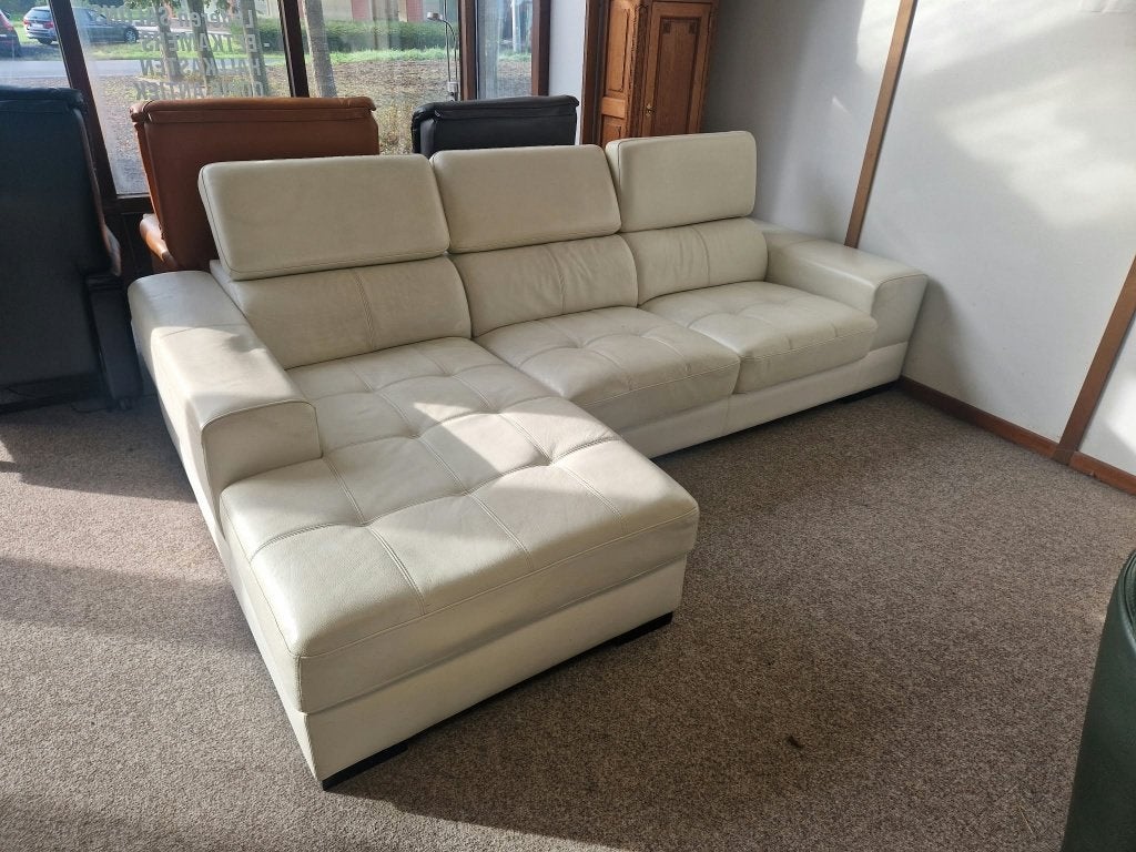 LEDEREN HOEKSALON, Ophalen, Gebruikt, Leer