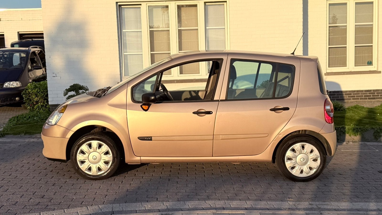 Renault modus 1.2i benzine * lez ok * gekeurd * proper *, Auto's, Renault, Bruin, Bedrijf, Onderhoudsboekje, Stadsauto