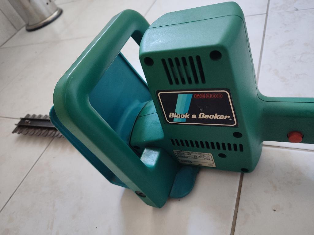 Taille-haie électrique Black & Decker GC300, Enlèvement, Électrique, Black & Decker