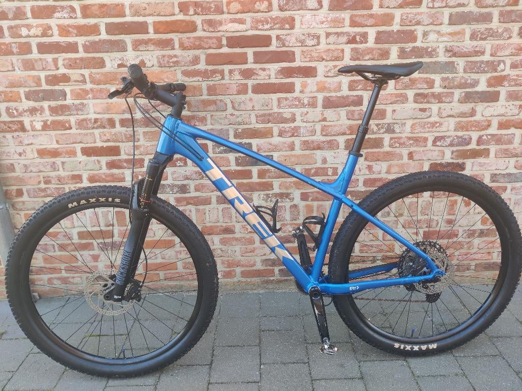 Trek X-Caliber 9 (2022) – Shimano XT – Dropper – XL, Fietsen en Brommers, Gebruikt, Vering, 10 tot 15 versnellingen, Overige maten