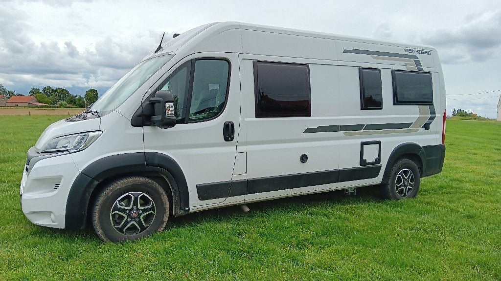 camping-car Weinsberg caratour MQ 600 état neuf 12706 km, Caravanes & Camping, Particulier, Électrique, Weinsberg