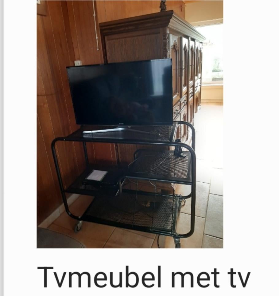 Televisiemeubel en televisie, Ophalen