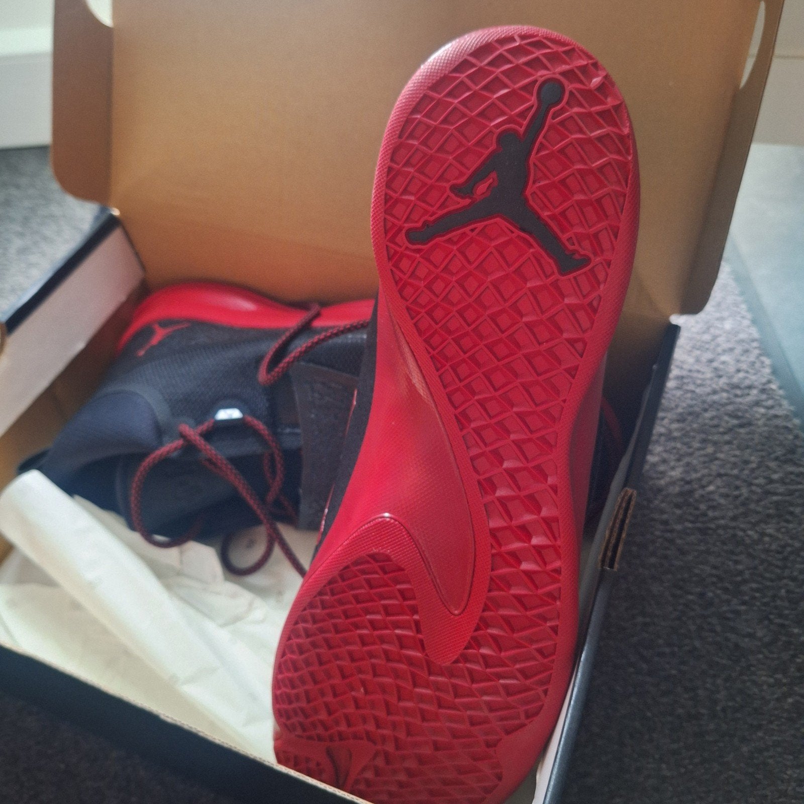basket Jordan, Ophalen
