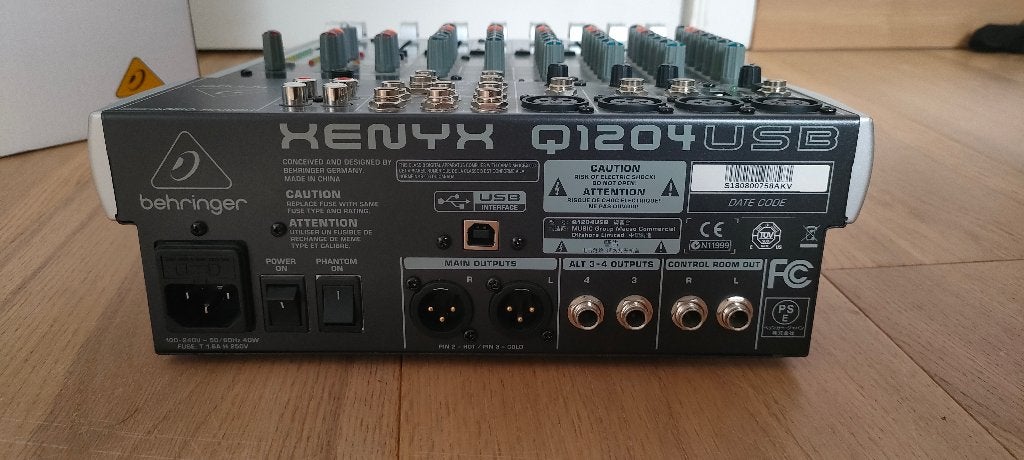 Behringer Xenyx Q1204USB analoge USB Mixer, Ophalen, Zo goed als nieuw, 5 tot 10 kanalen, Microfooningang