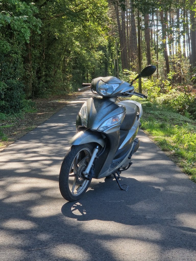 Honda vision 50cc, Fietsen en Brommers, Brommers | Honda, Ophalen, Zo goed als nieuw, Klasse B (45 km/u)