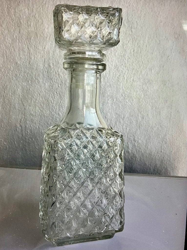 Carafe à whisky Neuve!!, Antiquités & Art, Antiquités | Verre & Cristal, Enlèvement
