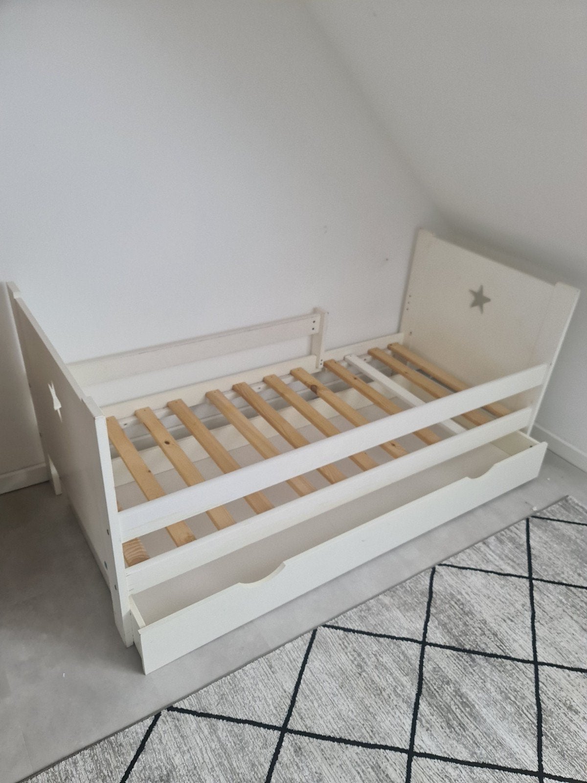 Kinderslaap kamer, Enlèvement ou Envoi