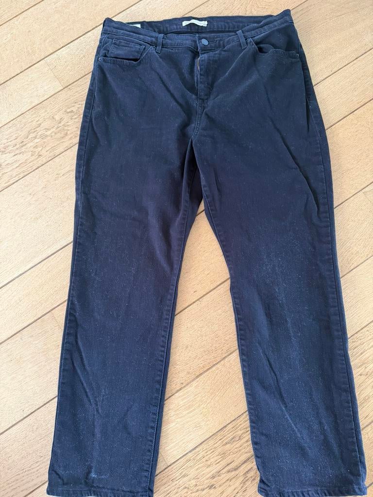 Zwarte Jeans Levis 724 High rise straight 16W, Taille 46/48 (XL) ou plus grande, Enlèvement ou Envoi, Comme neuf, Longs