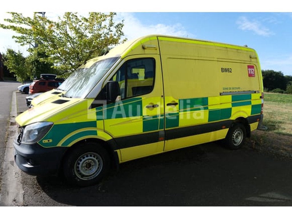 REF:A62 - Ambulance Mercedes-Benz Sprinter (2017-230.000 km-, Autos, Achat, Entreprise, Autres carburants, Mercedes-Benz