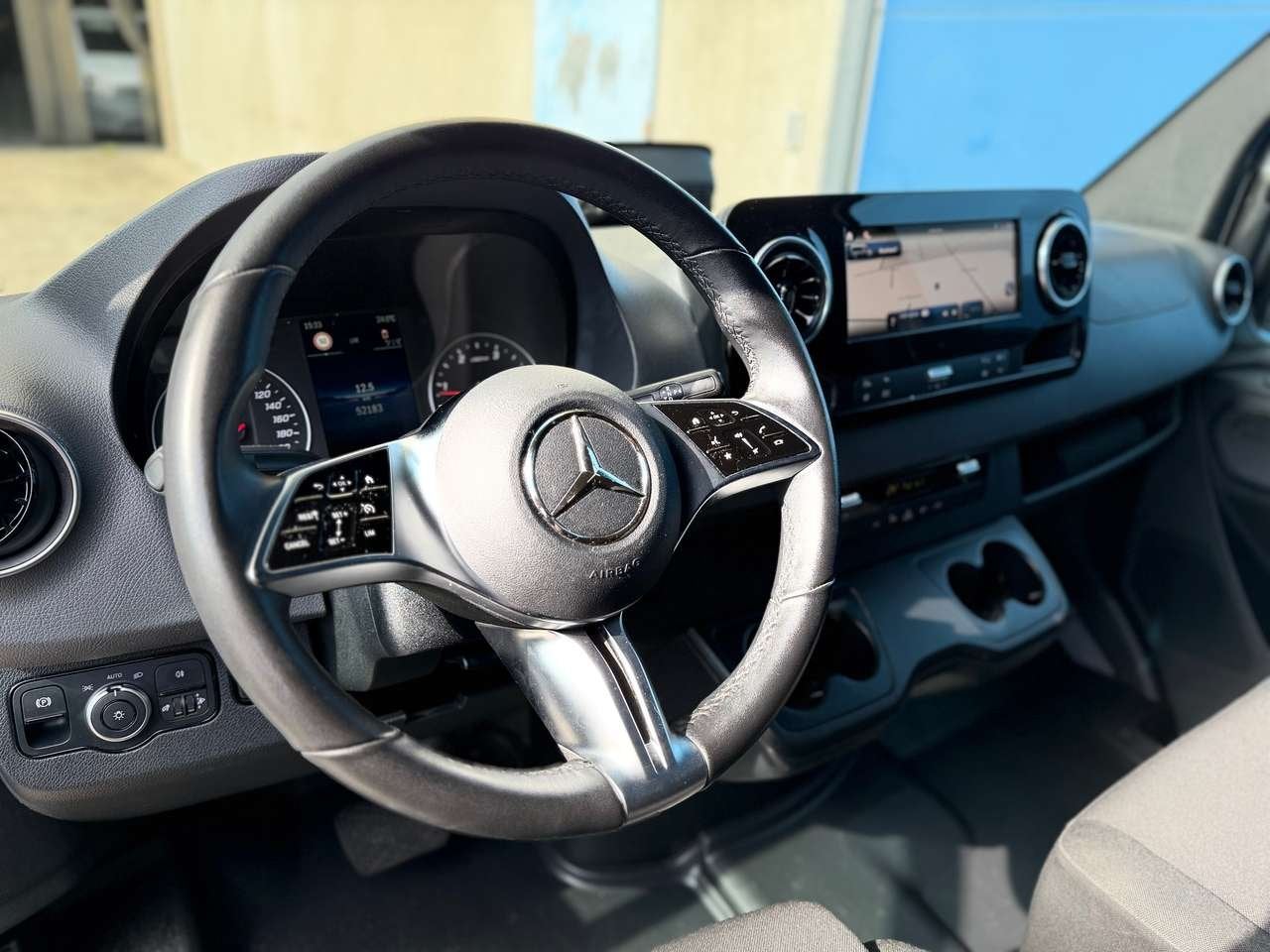 Mercedes-Benz Sprinter 317 CDI L2H2 FACELIFT - Automaat (€3, Zwart, Electronic Stability Program (ESP), 0 kg, Wit