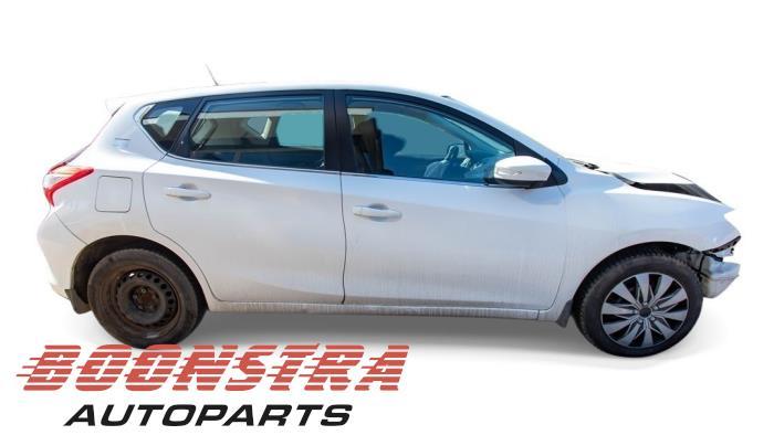Portière 4portes avant droite d'un Nissan Pulsar (QM1), -, 3 mois de garantie, Utilisé, Porte