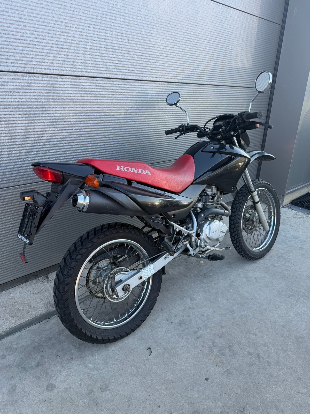 Honda XR125 uit 2005 in goede staat, Fietsen en Brommers, Ophalen, Zo goed als nieuw, Honda