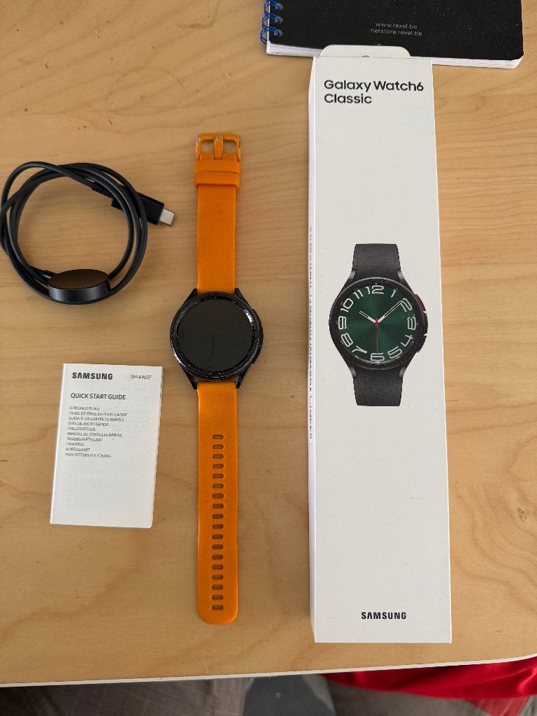 Samsung Galaxy Smartwatch 6 Classic, Handtassen en Accessoires, Smartwatches, Gebruikt, Zwart, Ophalen of Verzenden, Samsung galaxy watch 6 44mm