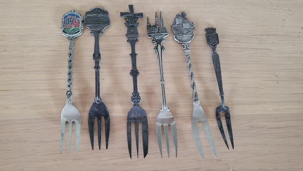 Lot van 6 oude souvenir vorkjes, Verzamelen, Ophalen of Verzenden
