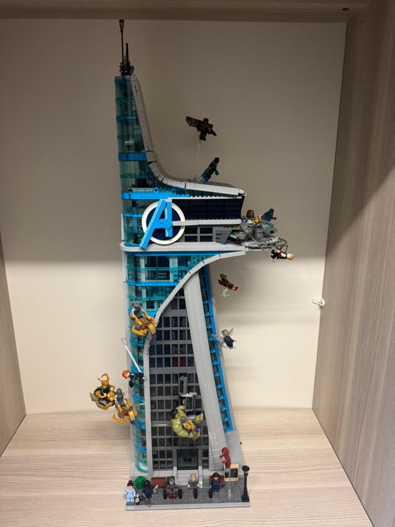 Lego Marvel Avengers Tower, Marvel, Lego, Ensemble complet, Comme neuf