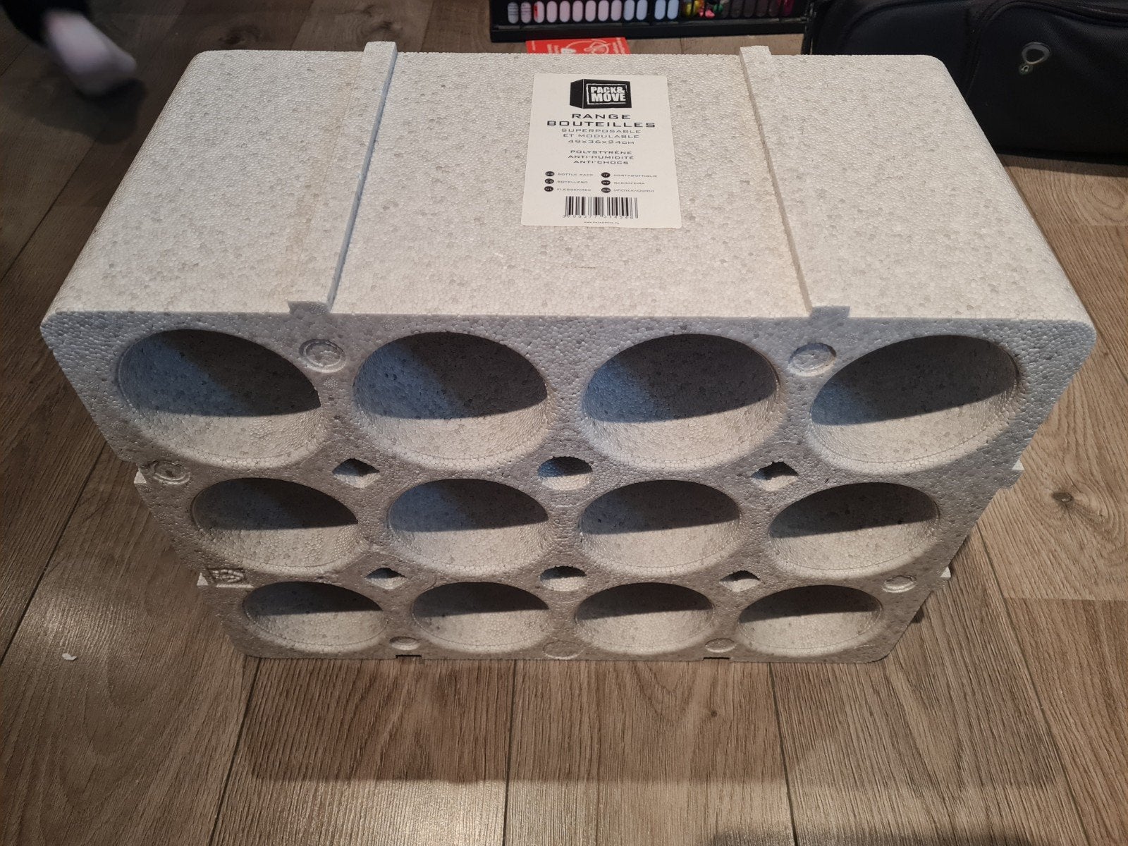 Flessenrek of wijnrek van polystyrene, Ophalen, Kunststof, Nieuw, 25 flessen of meer