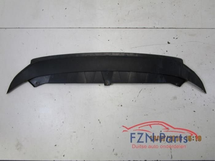 VW Passat B7 Onderlip Diffuser Voorbumper, Auto-onderdelen, Ophalen of Verzenden, Gebruikt, Voor, Bumper