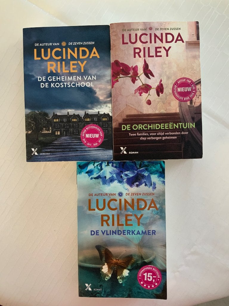 Boeken, Ophalen of Verzenden, Zo goed als nieuw, Lucinda Riley, Nederland