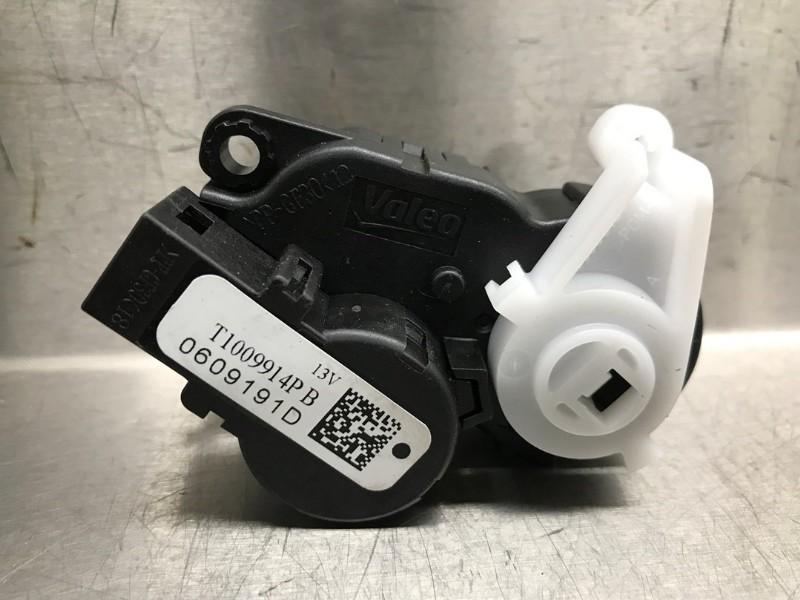 ACTIONNEUR MOTEUR VOLET CHAUFFAGE Nissan NV 200 (M20M), Valeo, Utilisé, 100, rue de Courcelles
75017  Paris, FR, Info@valeo.fr