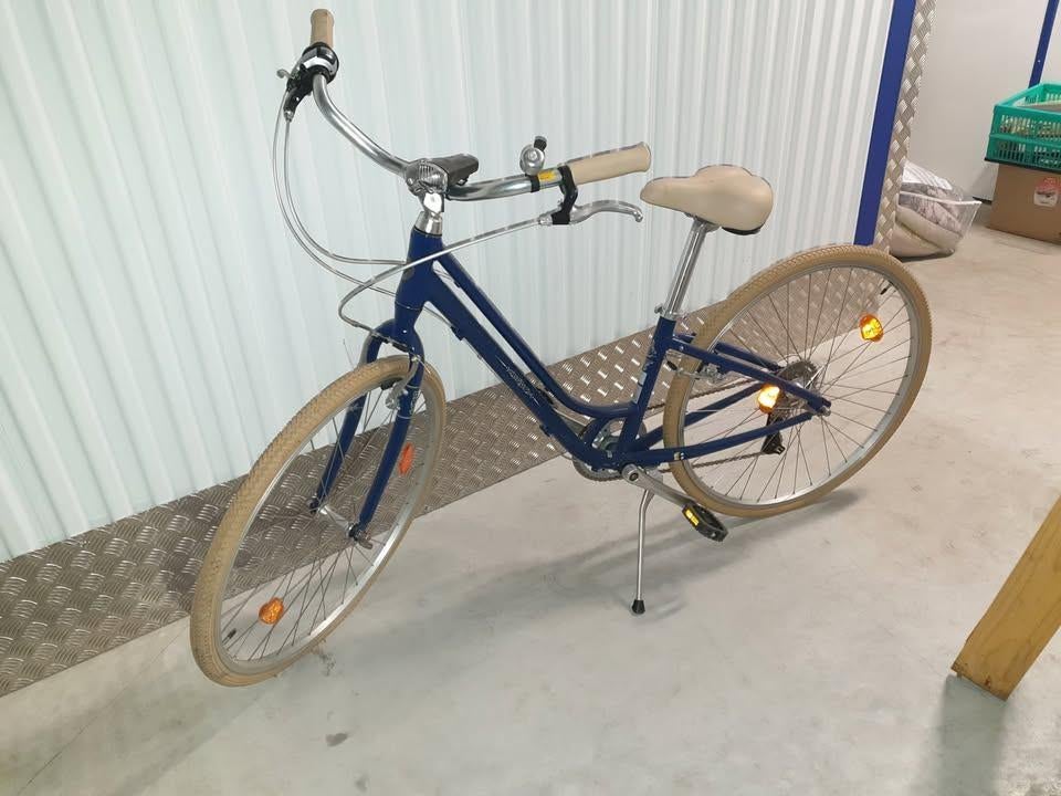 Vélo de ville pour femme, Enlèvement, Neuf, Giant, Vitesses
