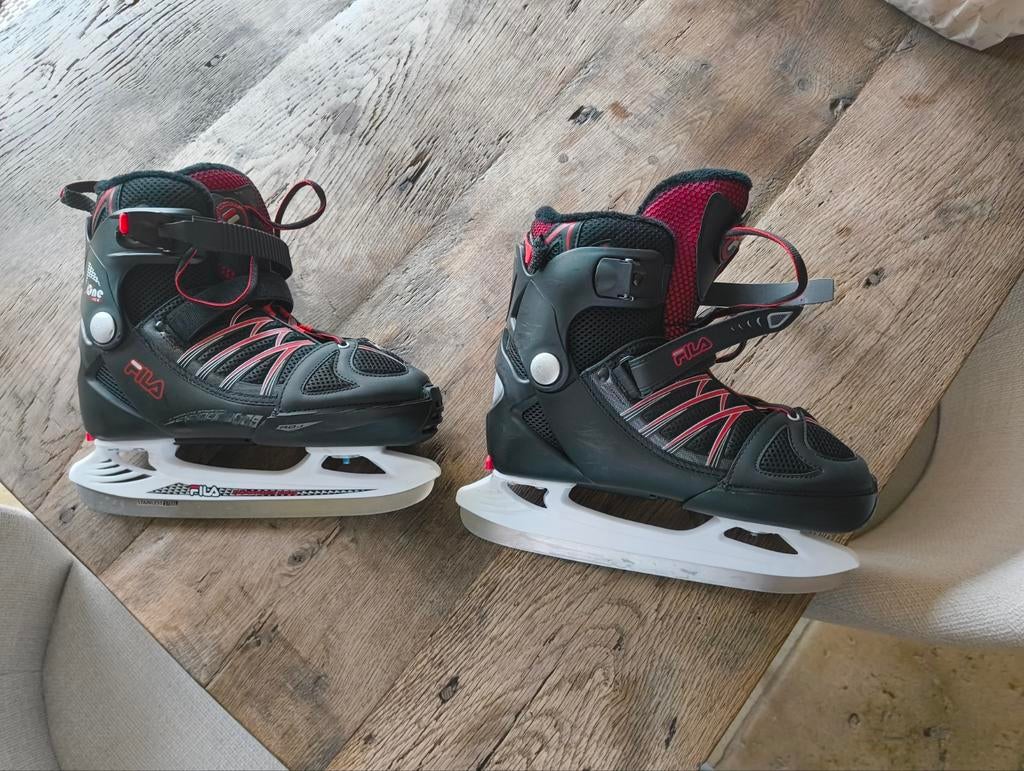 Patins de hockey sur glace ajustables tailles 38-41, Enlèvement