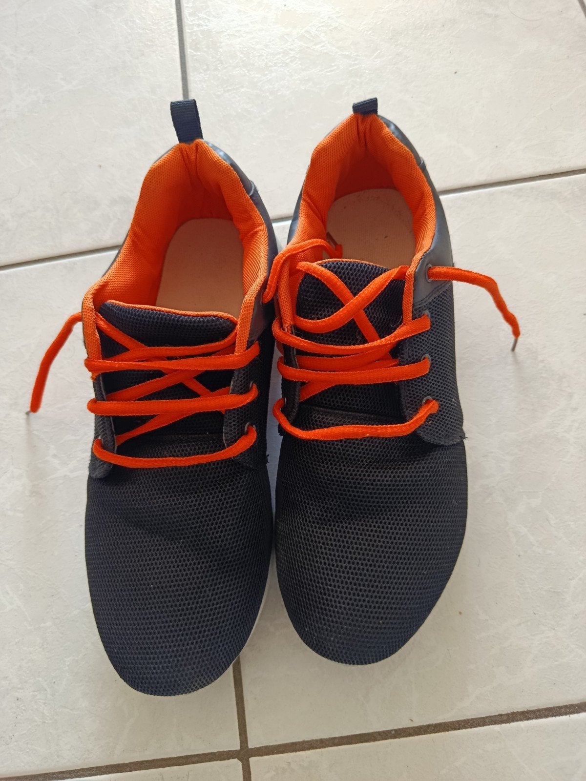 Spiksplinter nieuwe Spaanse schoenen, Sports & Fitness, Hockey, Enlèvement, Chaussures