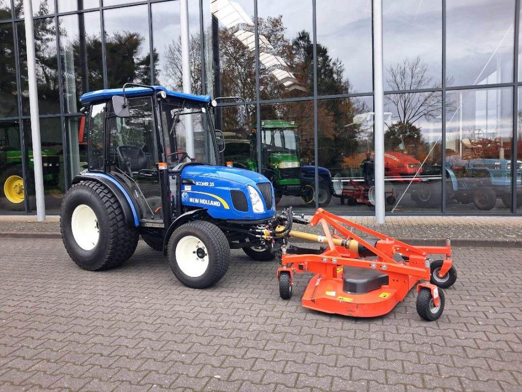 New Holland Boomer 35 + frontmaaier, Gebruikt, Tot 2500, Ophalen of Verzenden, Tot 80 Pk
