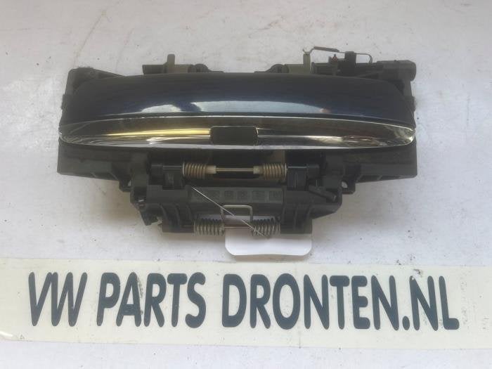 Poignée portière 4portes arrière gauche d'un Audi A8, -, 3 mois de garantie, Utilisé, -