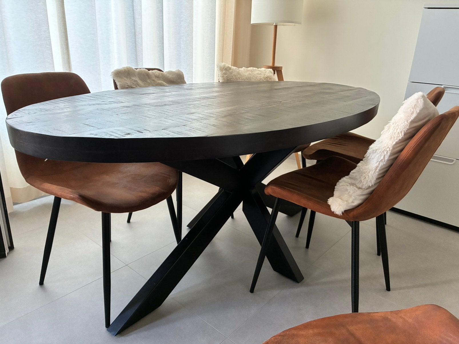 Eettafel zwart mangohout, Huis en Inrichting, Ophalen, Zo goed als nieuw, Metaal