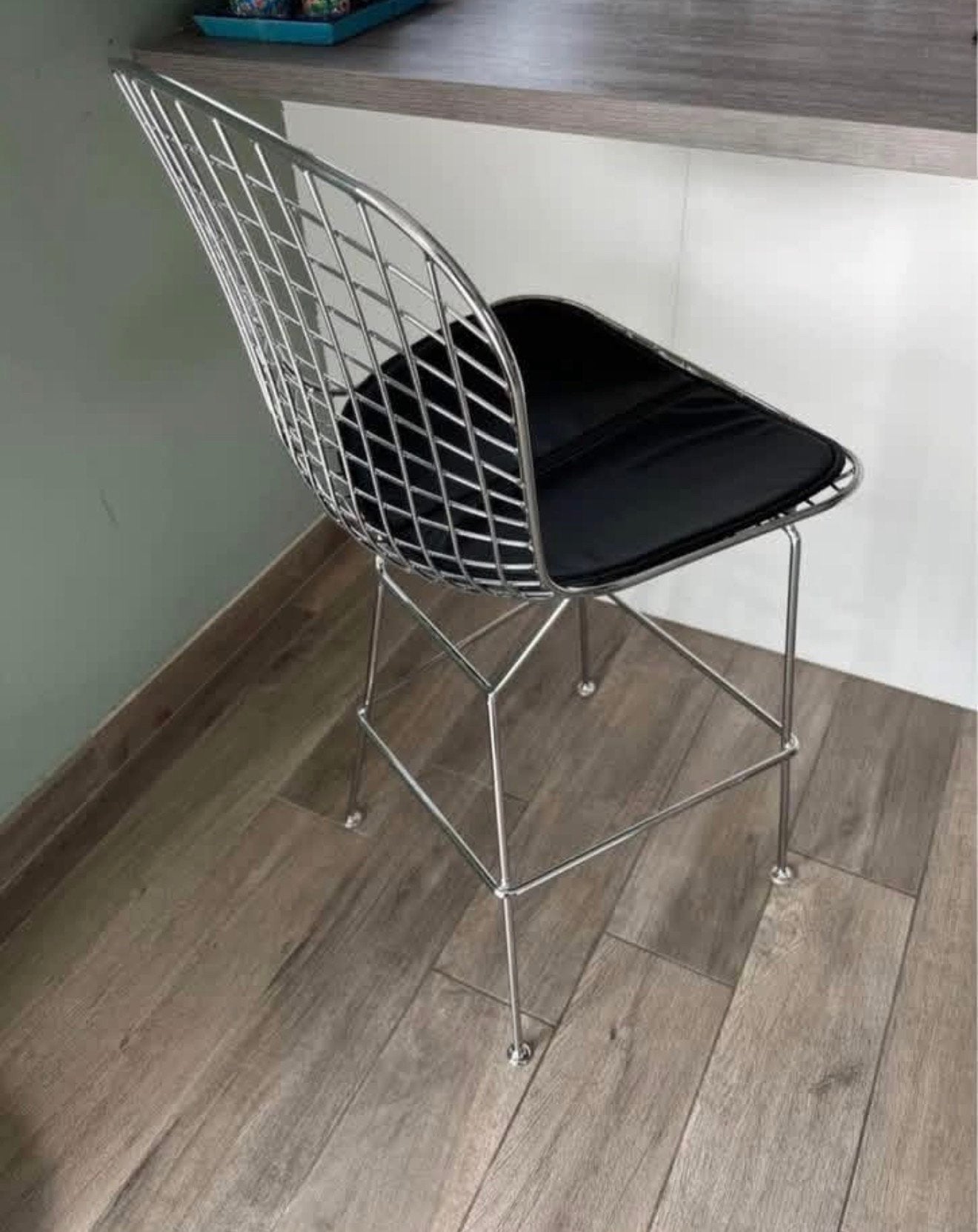 Tabourets de bar Bertoia, Enlèvement, Comme neuf, Noir, Une