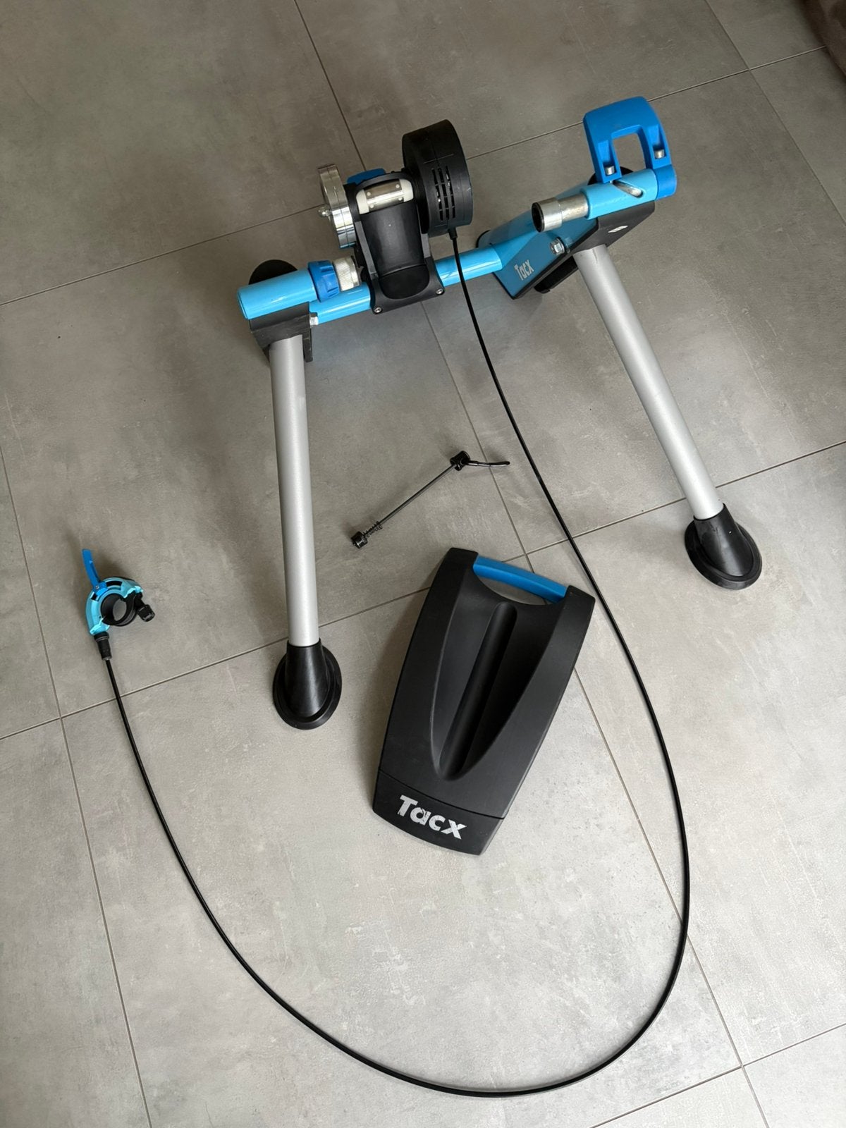 Home Trainer Tacx Pliable - Très bon état, Sport en Fitness, Ophalen, Zo goed als nieuw, Overige typen