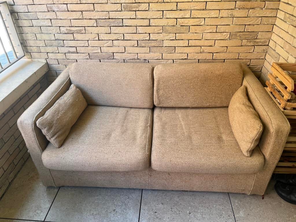 Zetel(bed)-beige-GRATIS-OP TE HALEN IN DIEST., Huis en Inrichting, Zetels | Zetels, Gebruikt, Rechte bank, Tweepersoons, Minder dan 150 cm